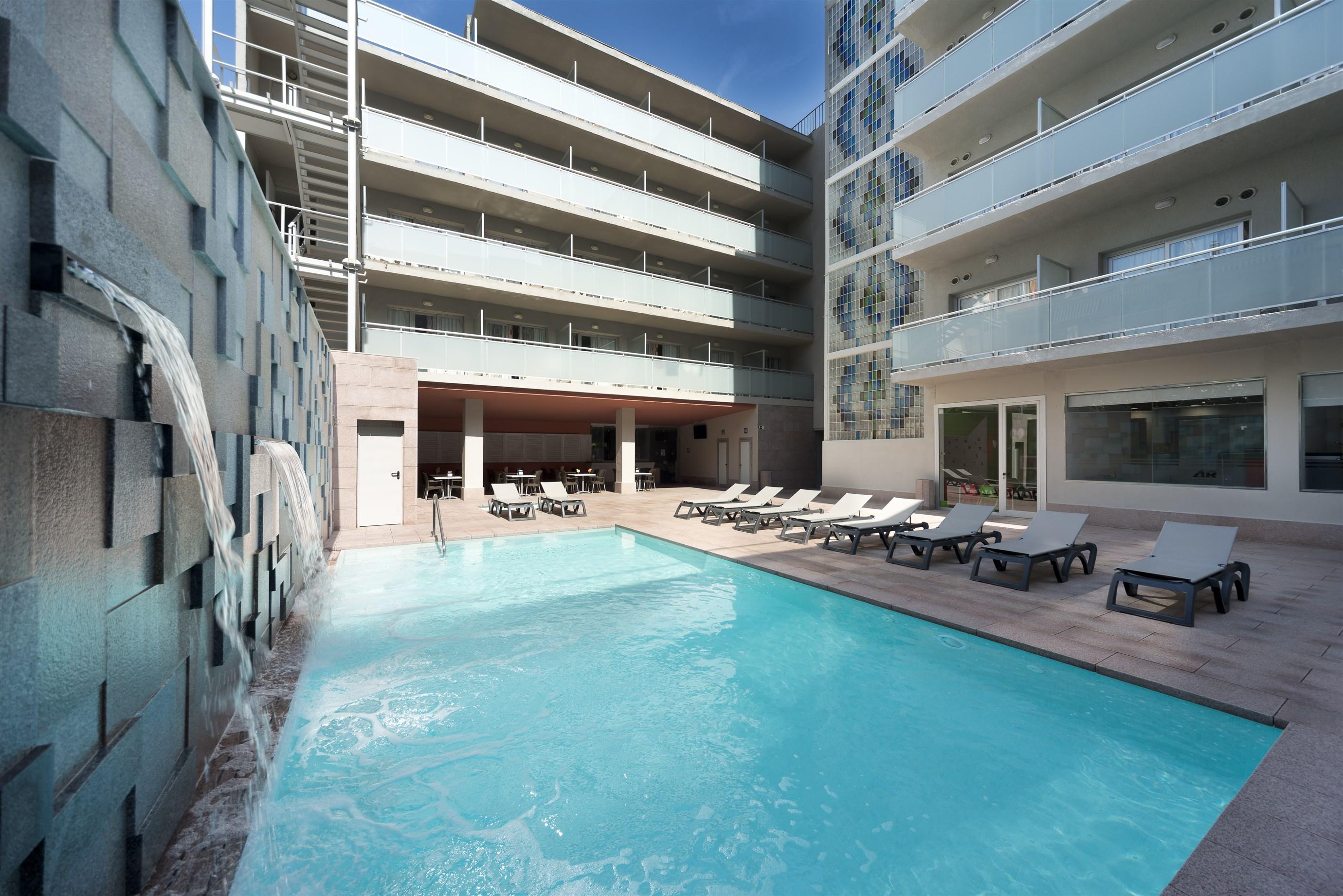 4R Miramar Calafell Hotell Exteriör bild
