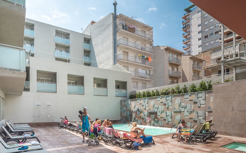 4R Miramar Calafell Hotell Exteriör bild