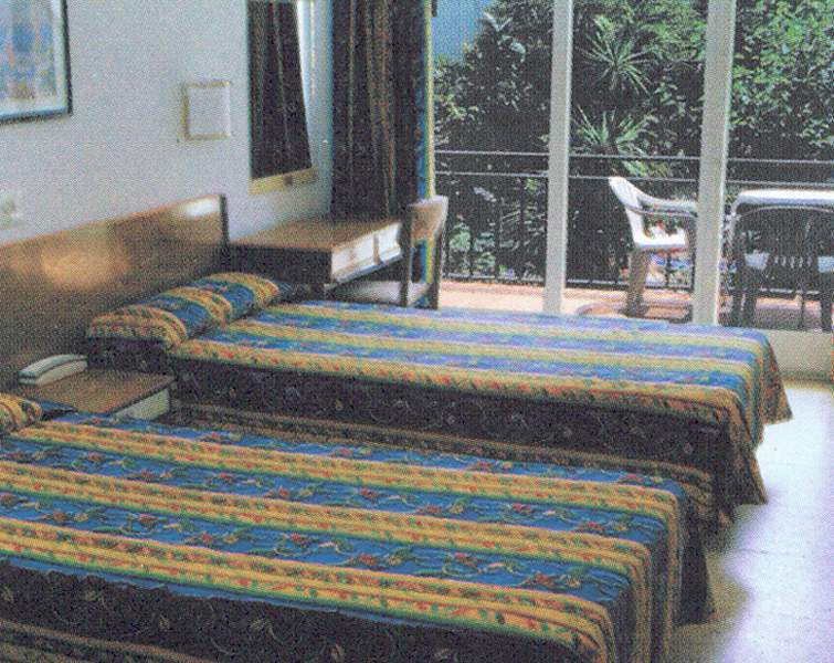 4R Miramar Calafell Hotell Exteriör bild